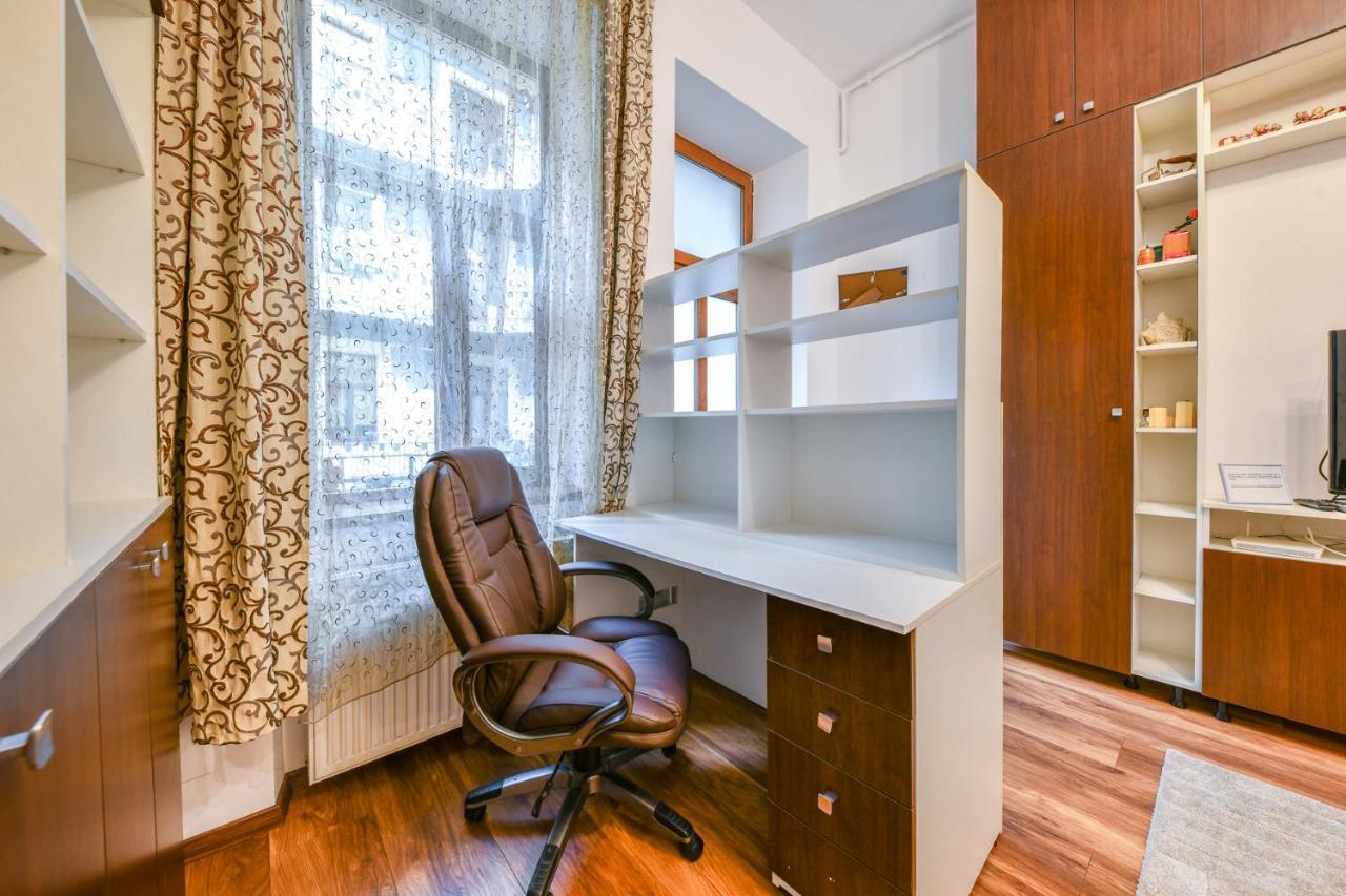 Glam Apartment คลูจ-นาโปกา ภายนอก รูปภาพ