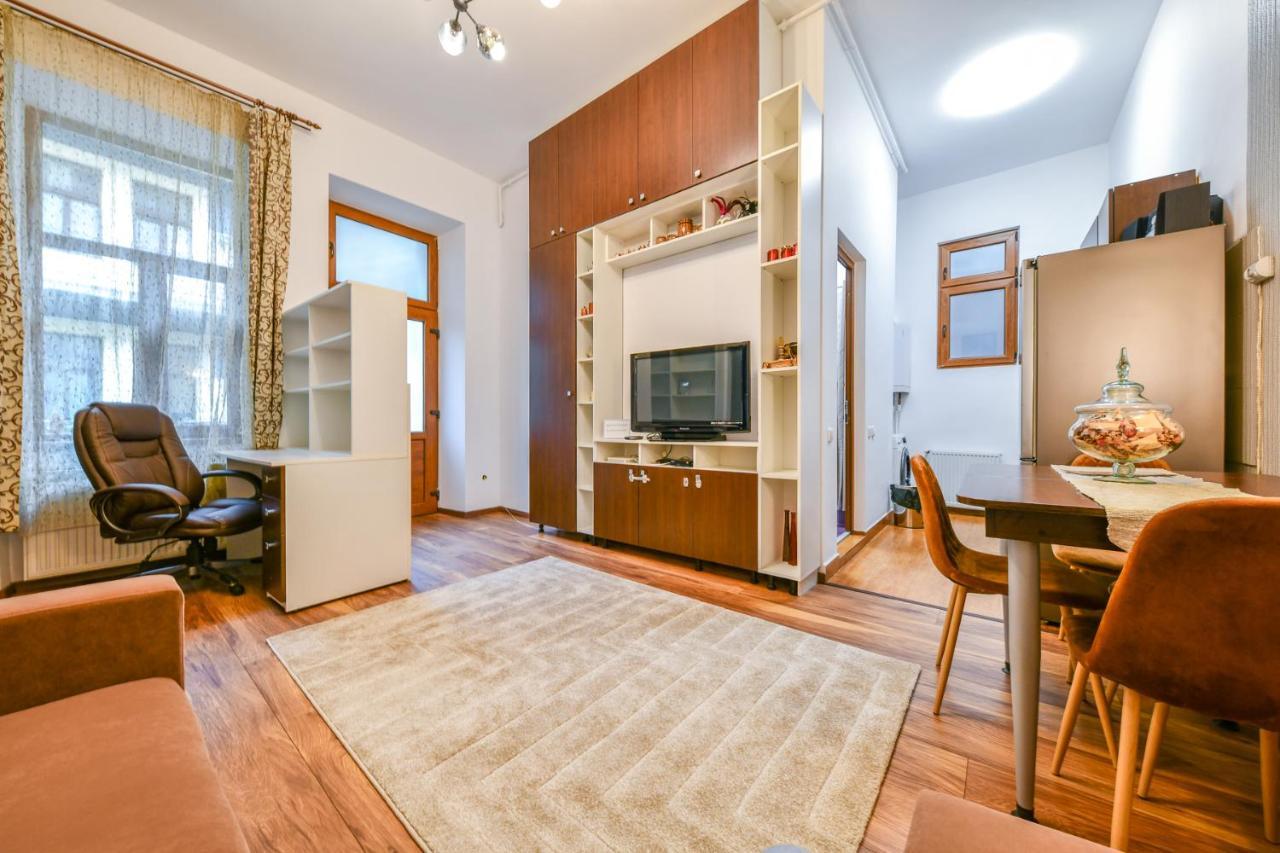 Glam Apartment คลูจ-นาโปกา ภายนอก รูปภาพ