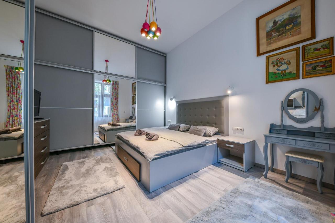 Glam Apartment คลูจ-นาโปกา ภายนอก รูปภาพ